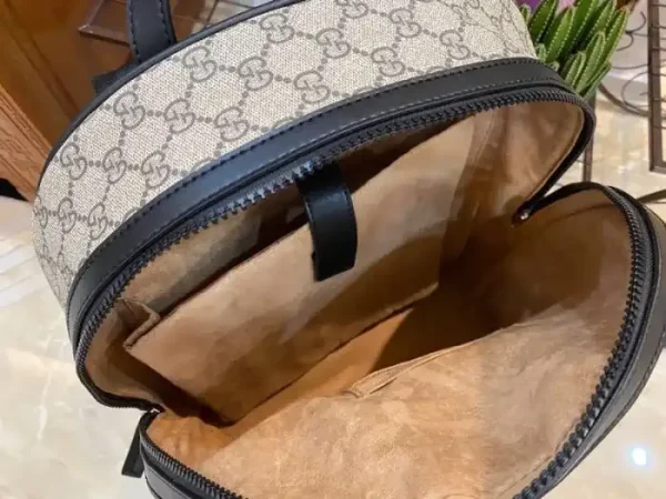 GUCCI MEDIUM GG BACKPACK WITH TAG - Image 4