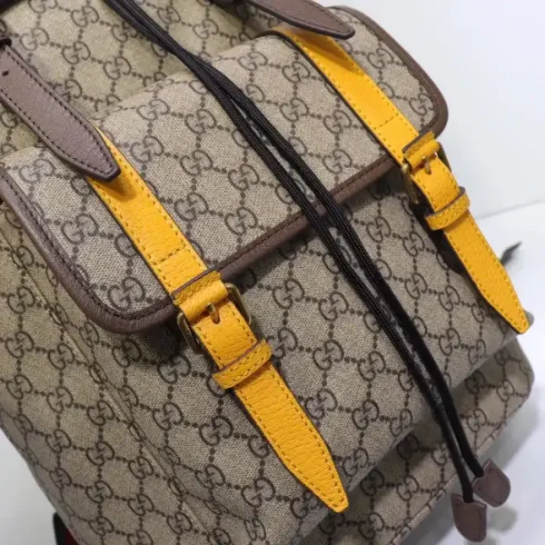 GUCCI GG Supreme Leather Backpack - Image 3