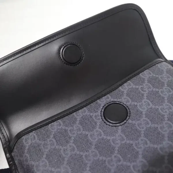 GUCCI NEO VINTAGE GG SUPREME BELT BAG - Image 5