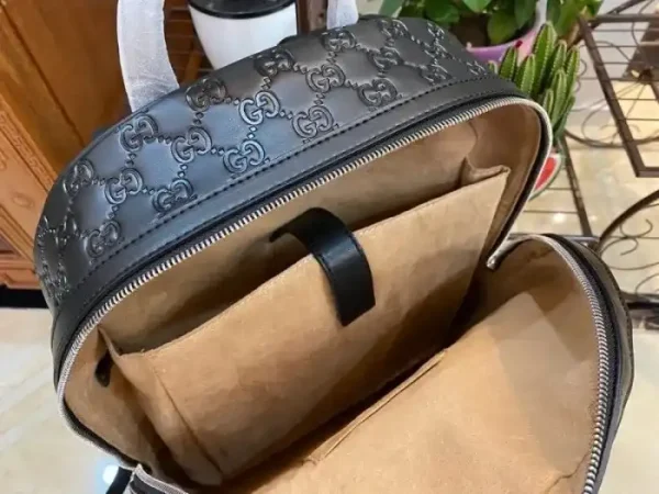 GUCCI MEDIUM GG BACKPACK WITH TAG - Image 5