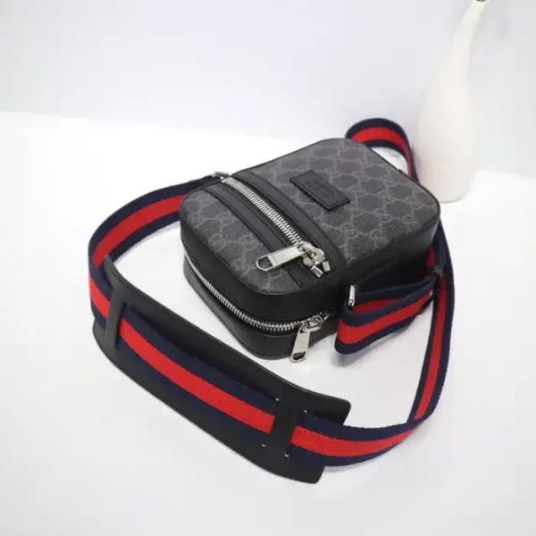GUCCI Crossbody Small Shoulder Bag - Image 2