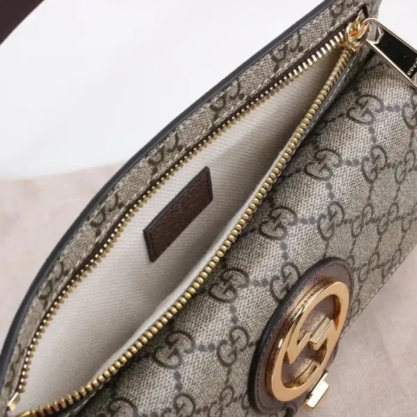 GUCCI GG SUPREME BLONDIE WAIST BAG - Image 8