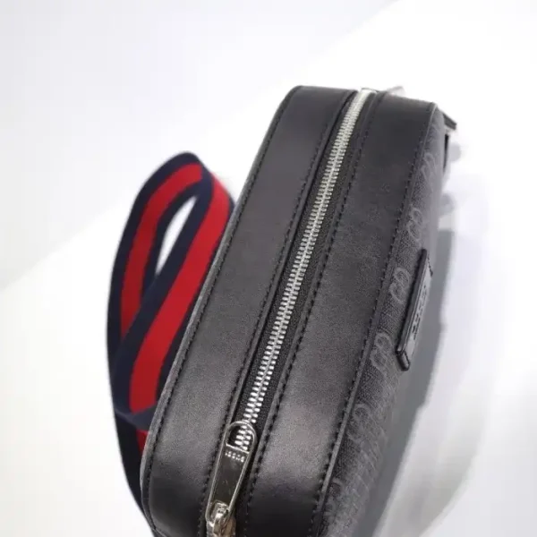 GUCCI BLACK CROSSBODY BAG - Image 4