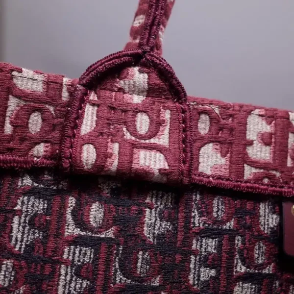 Dior Tote Book Red Print - Image 8