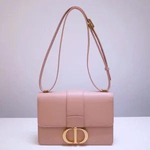 Dior 30 Montaigne Pink