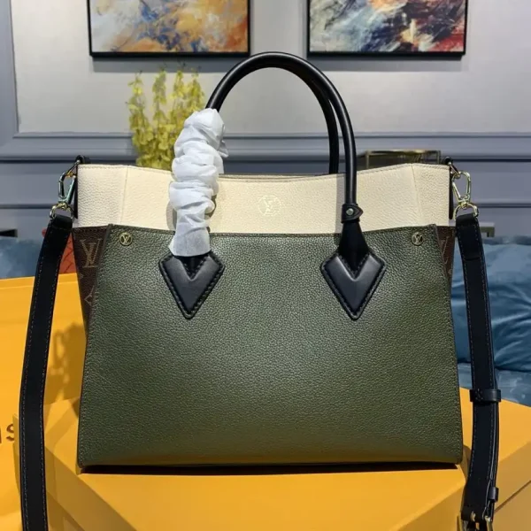 Louis Vuitton On My Side Dark Green - Image 3