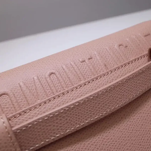 Dior 30 Montaigne Pouch Pink - Image 4