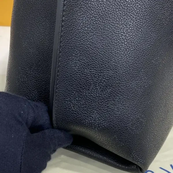 Louis Vuitton Carmel Black - Image 8