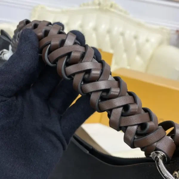 Louis Vuitton Carmel Black - Image 9