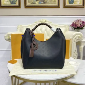 Louis Vuitton Carmel Black