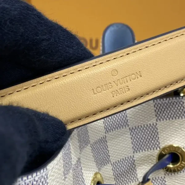 Louis Vuitton NeoNoe BB White Grid - Image 5