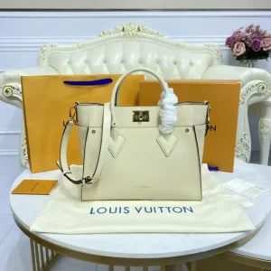 Louis Vuitton On My Side All White