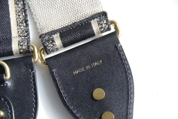Dior Adjustable Shoulder Strap Classic - Image 4