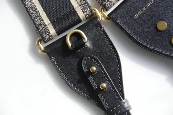 Dior Adjustable Shoulder Strap Classic - Image 6