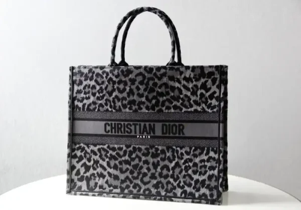 Dior Tote Book Leopard Grey - Image 9