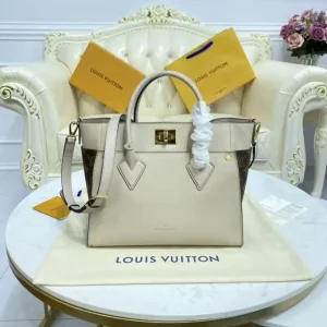 Louis Vuitton On My Side White