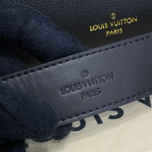 Louis Vuitton On My Side PM Black - Image 9
