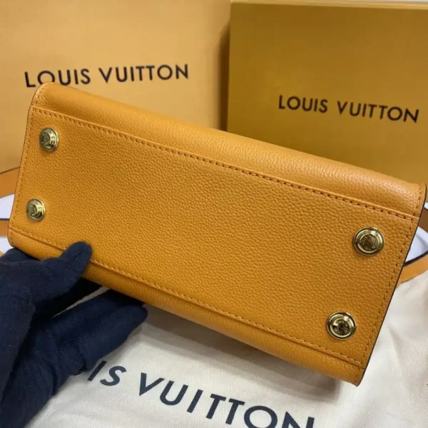 Louis Vuitton On My Side PM Brown - Image 3