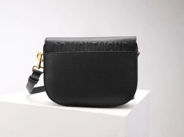 Dior Bobby Black Grained - Image 4