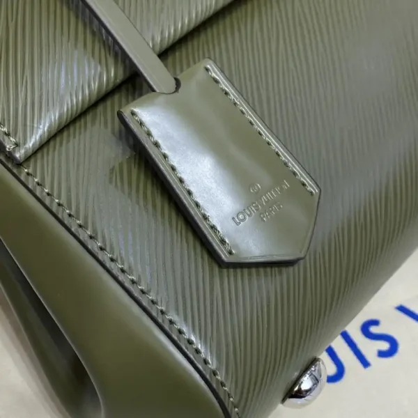 Louis Vuitton Cluny Mini Green - Image 3