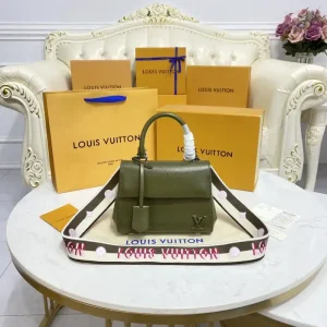 Louis Vuitton Cluny Mini Green