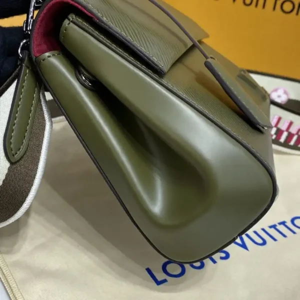 Louis Vuitton Cluny Mini Green - Image 2