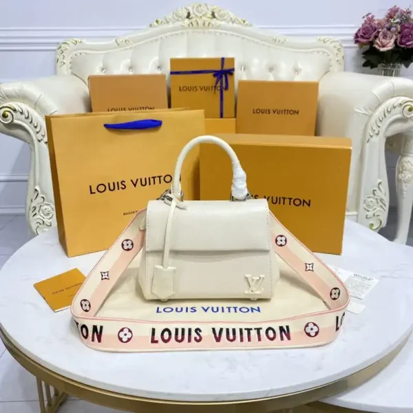 Louis Vuitton Cluny Mini Beige