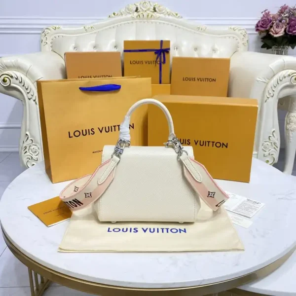 Louis Vuitton Cluny Mini Beige - Image 7