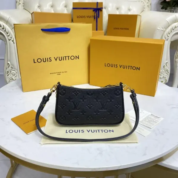 Louis Vuitton Easy Pouch Black - Image 3