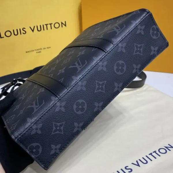 Louis Vuitton Sac Plat Cross - Image 3