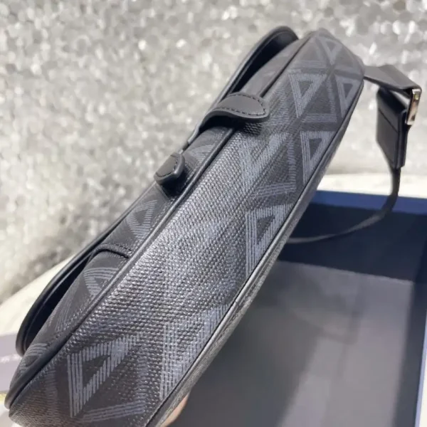 Dior Saddle Bag Blue - Image 2
