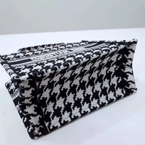 Dior Tote Book Houndstooth - Image 3