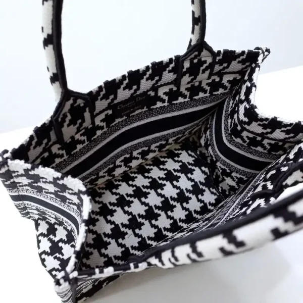 Dior Tote Book Houndstooth - Image 5