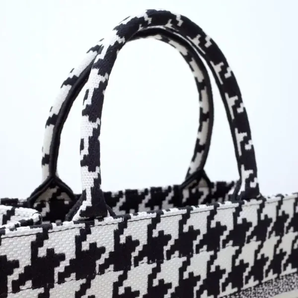 Dior Tote Book Houndstooth - Image 9