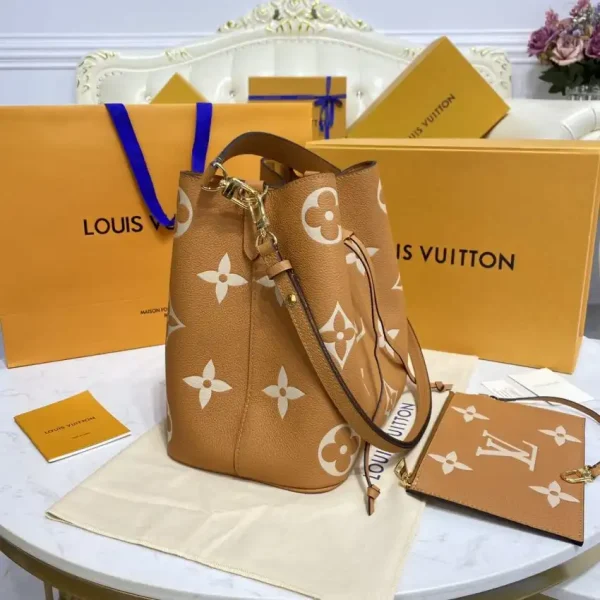 Louis Vuitton Noe  Bucket Brown MM - Image 9