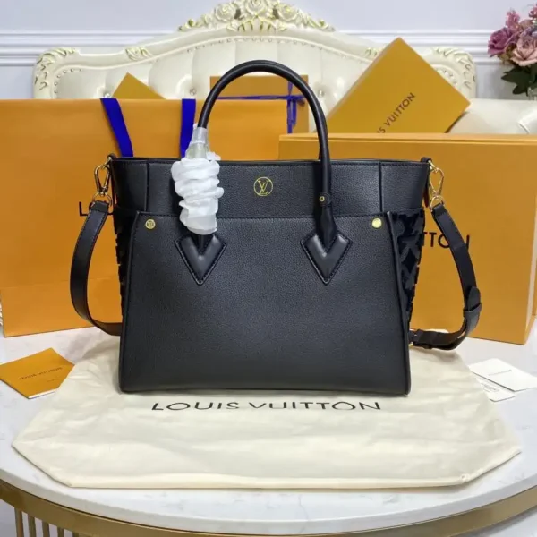Louis Vuitton On My Side Black All - Image 6
