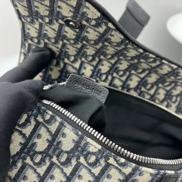 Dior Saddle Bag Oblique - Image 7