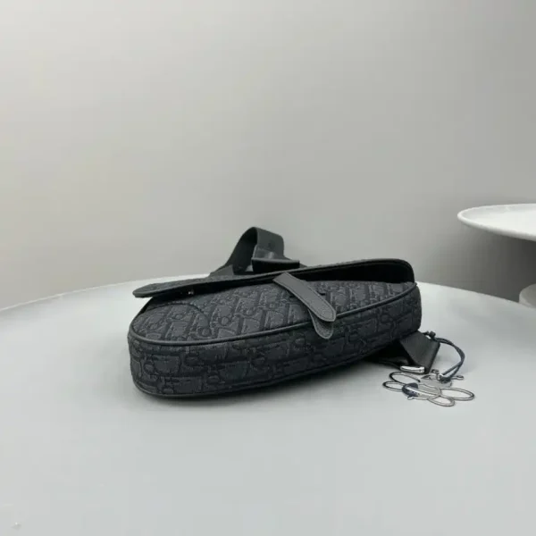Dior Saddle Bag Oblique Black - Image 6