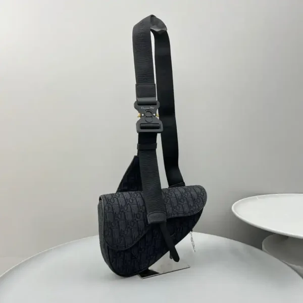 Dior Saddle Bag Oblique Black - Image 9