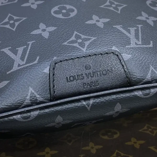 Louis Vuitton Bumbag Discovery Black - Image 3