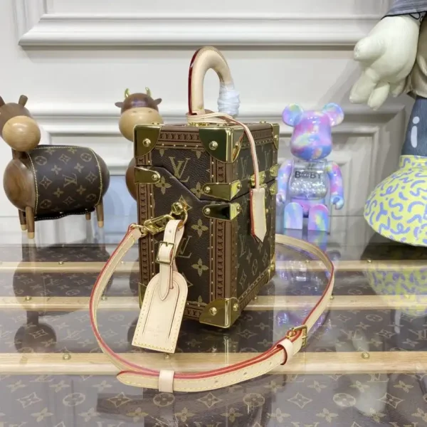 Louis Vuitton Camera Box Brown Classic - Image 3