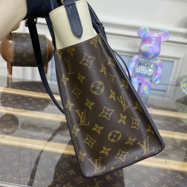 Louis Vuitton On My Side Dark  Blue - Image 2