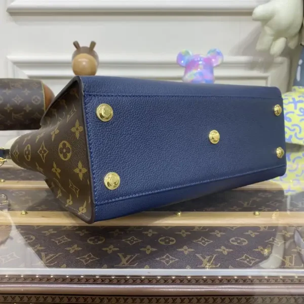 Louis Vuitton On My Side Dark  Blue - Image 3