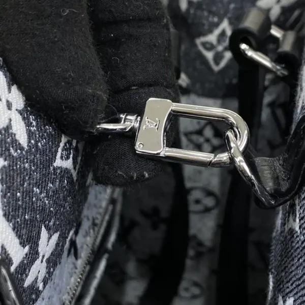 LV OnTheGo Black Denim - Image 6