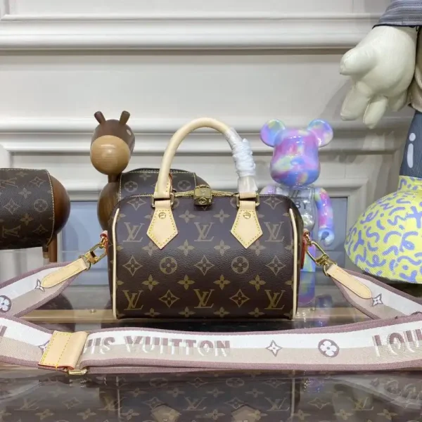 Louis Vuitton Speedy Bandouliere 20 Brown
