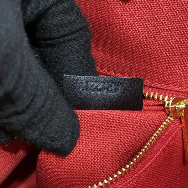 Louis Vuitton OnTheGo Brown Canvas - Image 9