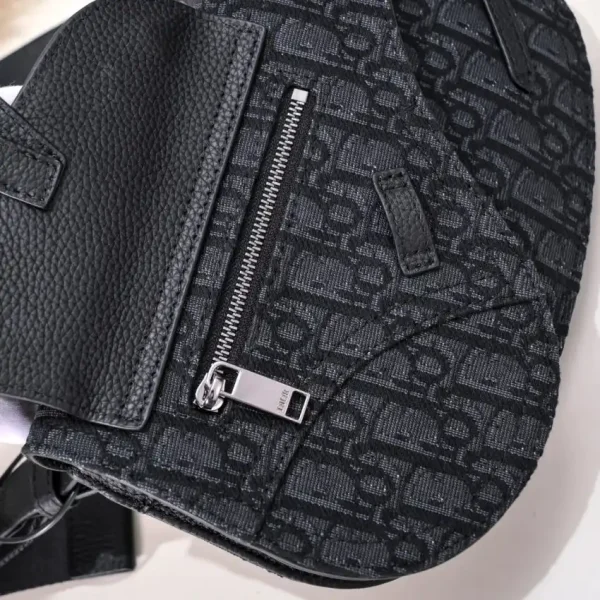 Dior  Messenger Black Oblique - Image 8