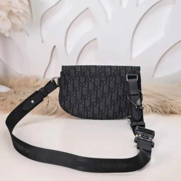 Dior  Messenger Black Oblique - Image 2