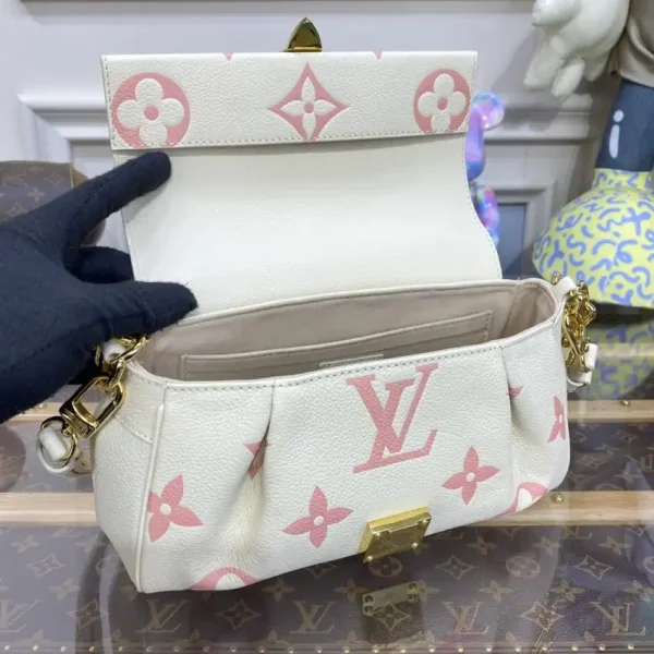 Louis Vuitton Favorite Pink White - Image 4