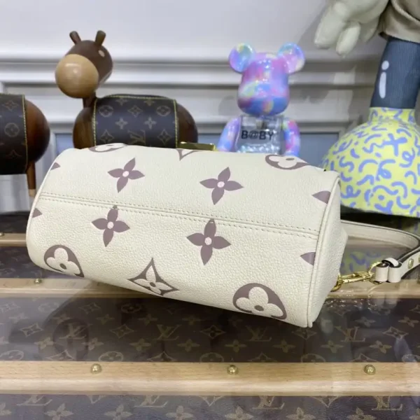 Louis Vuitton Favorite Purple White - Image 2